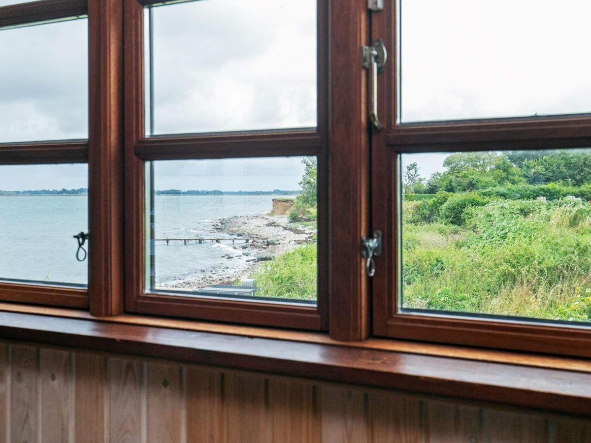 4 Person Holiday Home In Mesinge Eksteriør billede